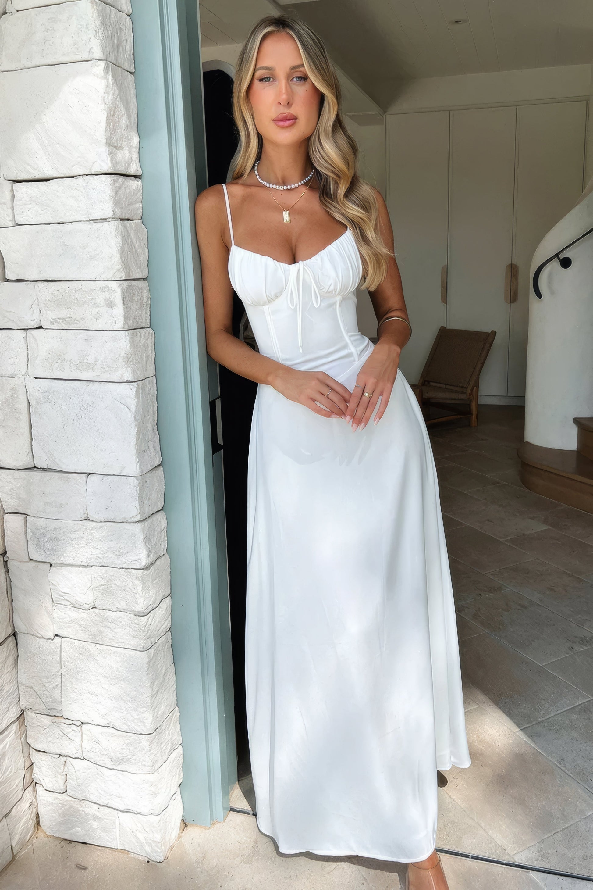 Zeneyda - Robe style corset avec dos à nouer