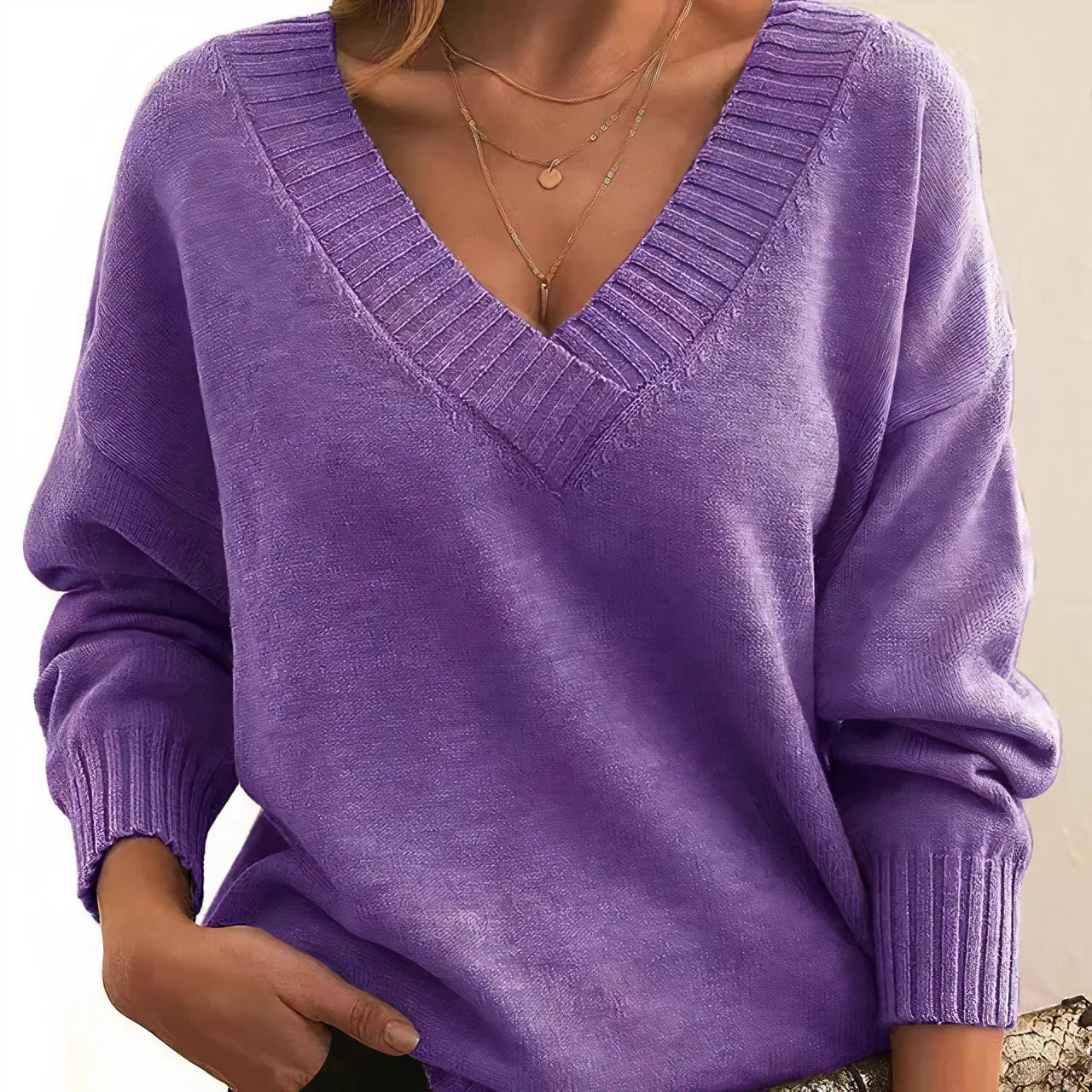 Hailey – Pulòver informal elegant amb màniga longa e escote en V