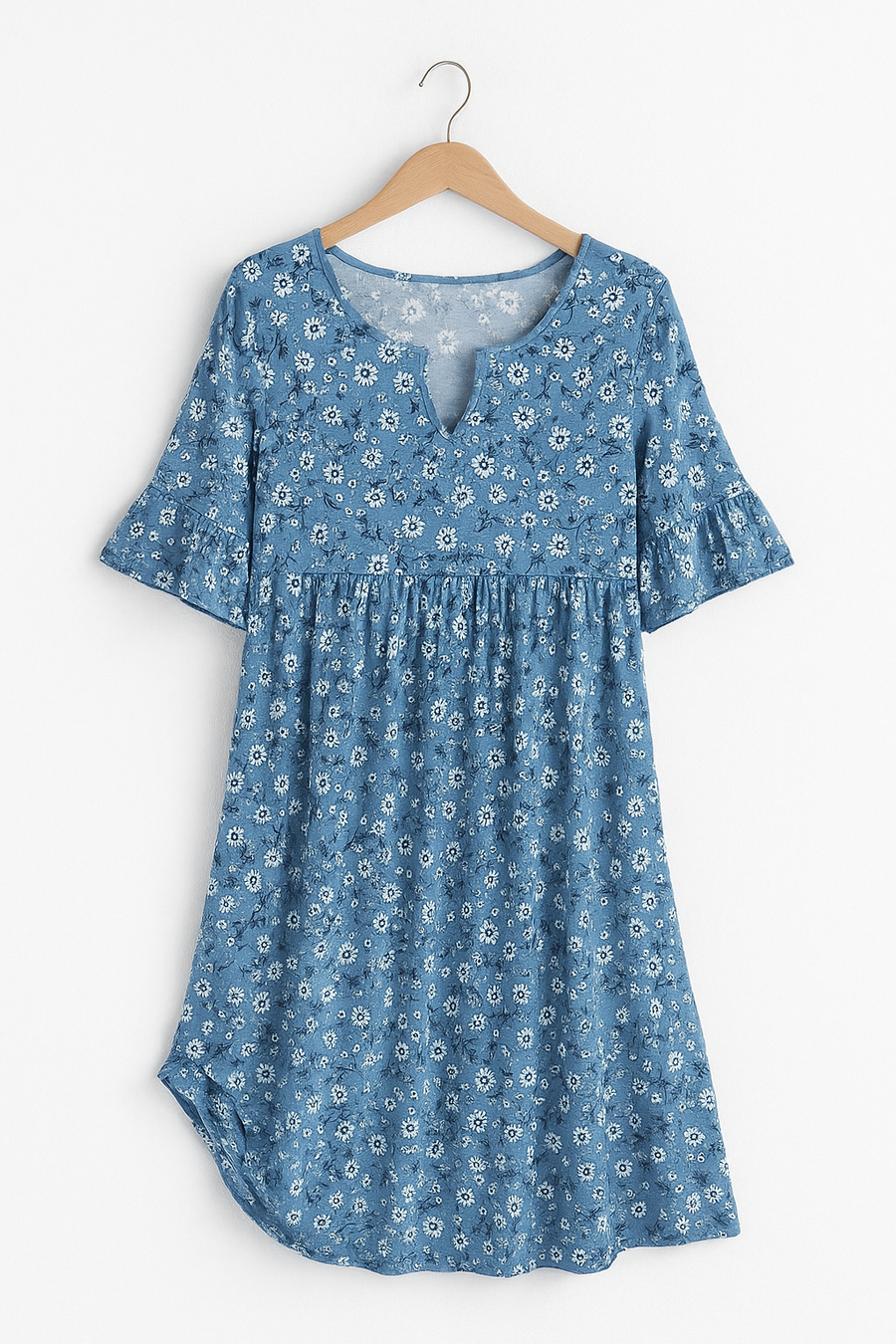 Violet – Robe fleurie à décolleté en V profond et manches évasées